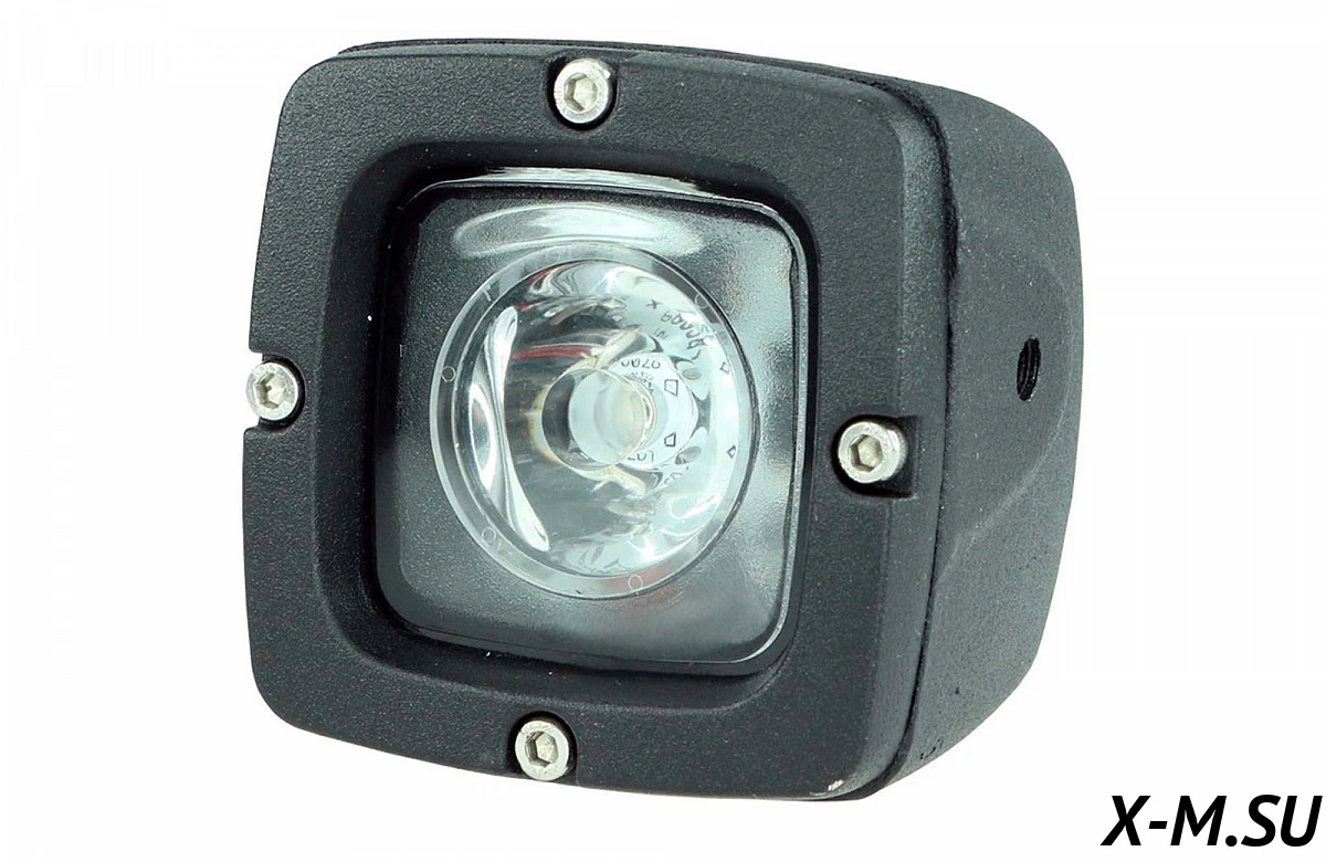 Фара дальнего света -А 10W (58х58х68) 15002 (A) Фара дальнего света -А 10W (58х58х68) 15002 (A)
